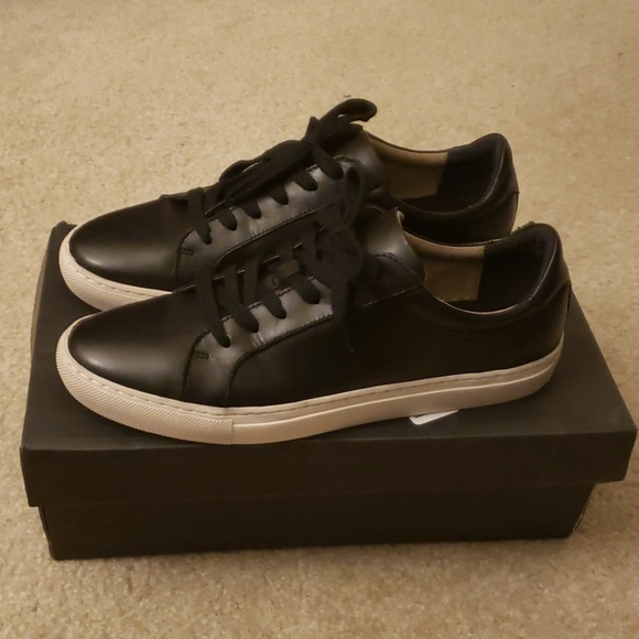 Banana Republic Other - Banana republic black leather sneaker